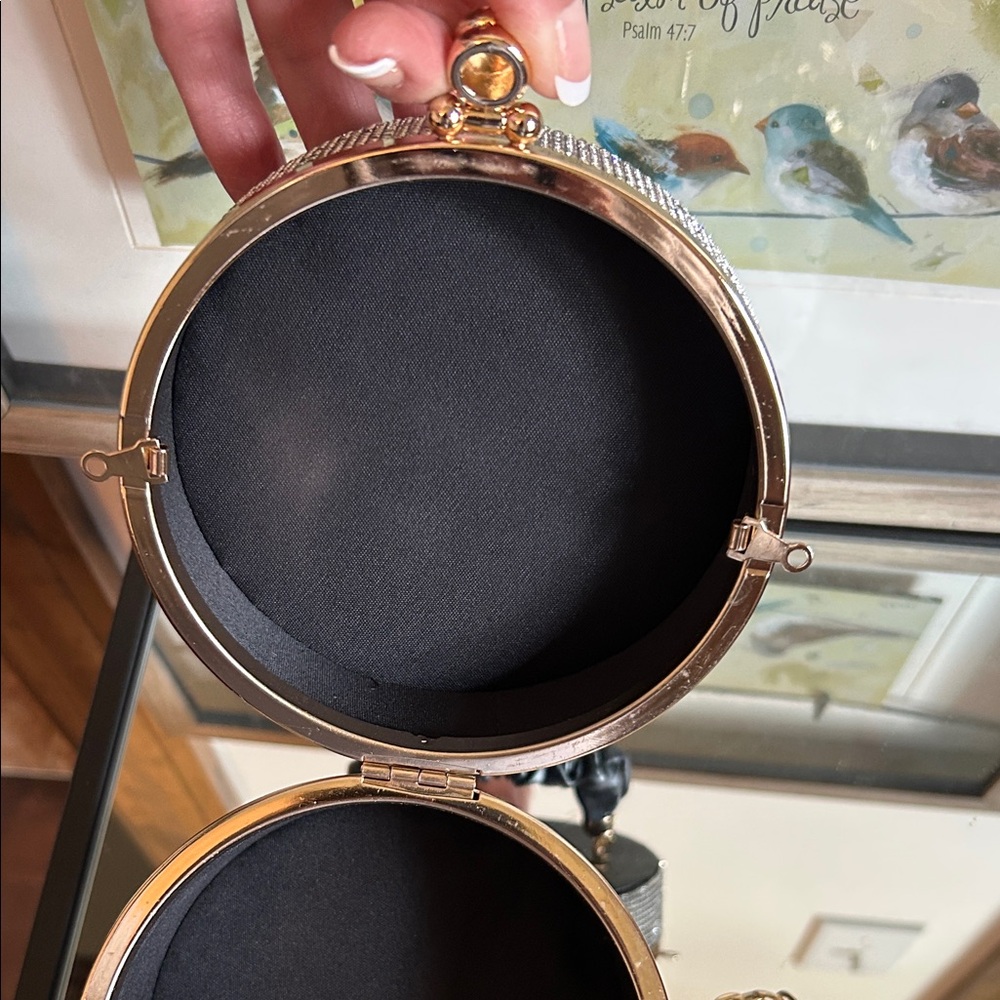 Chic Black and Gold Women's Clutch - Picture 9 of 11